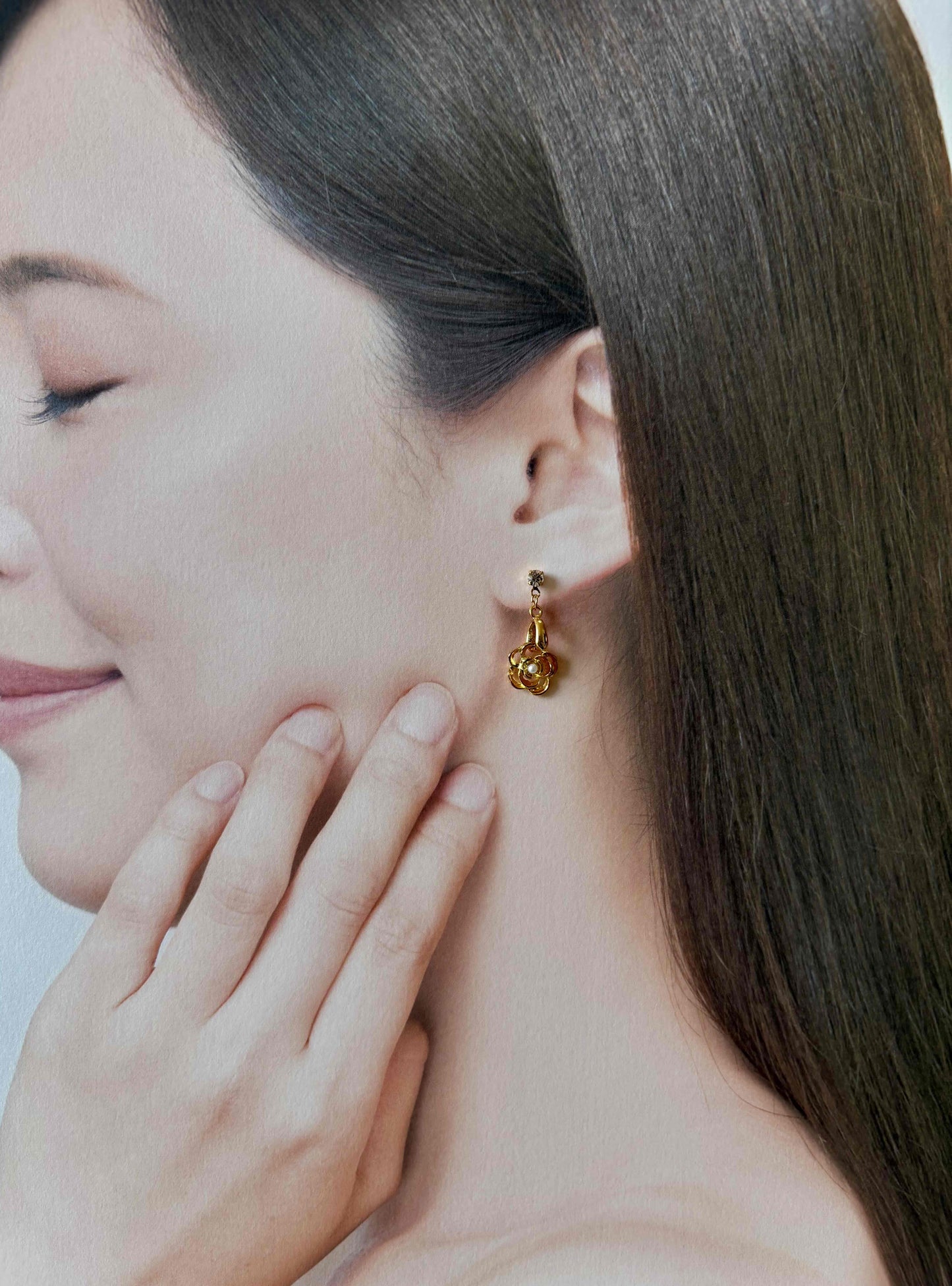 カメリアピアス