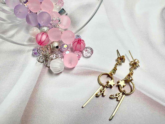 イニシャルピアス