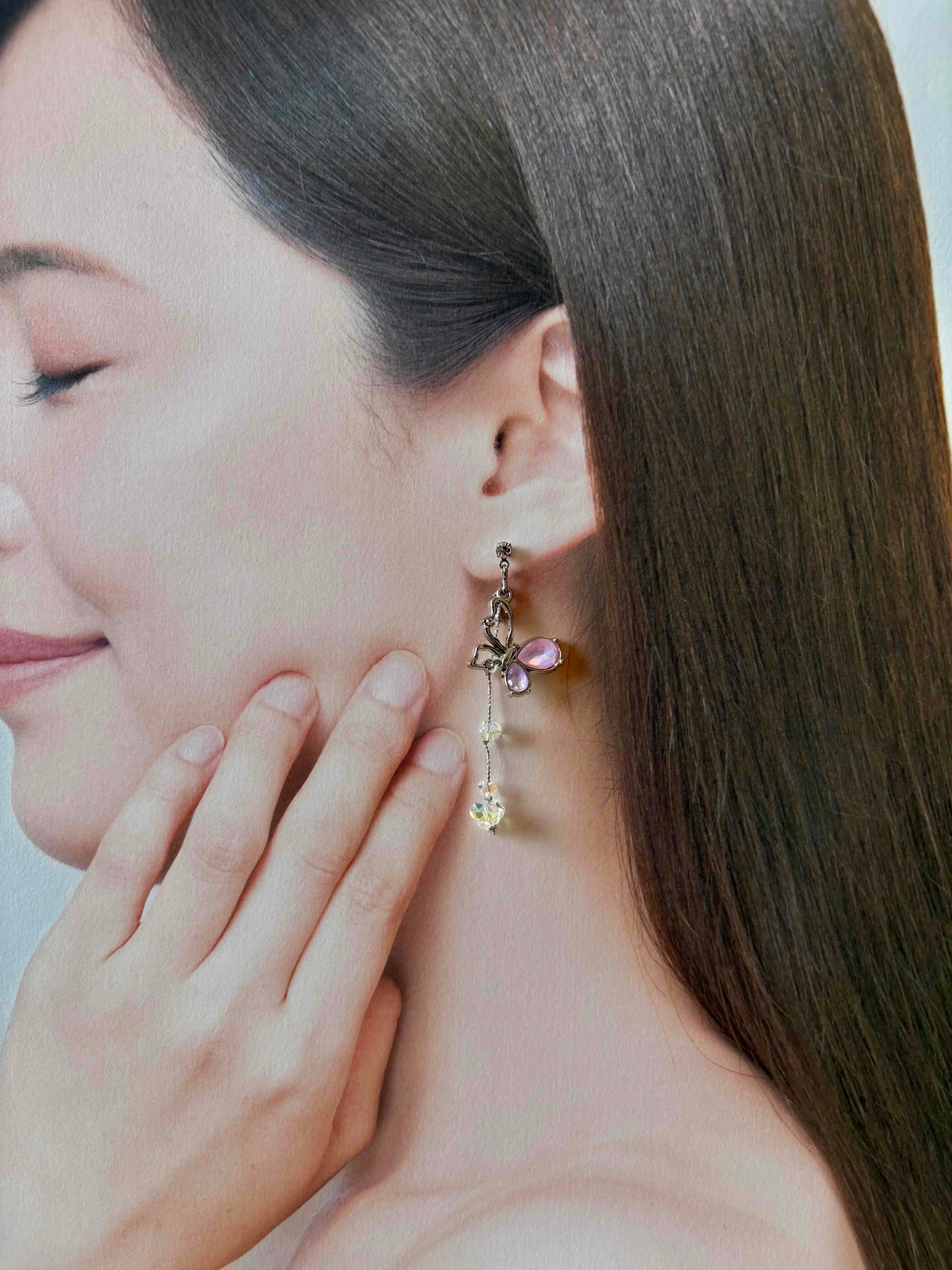 蝶々ピアス