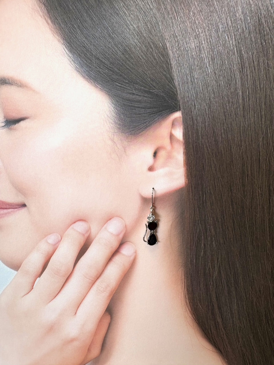 黒猫ピアス